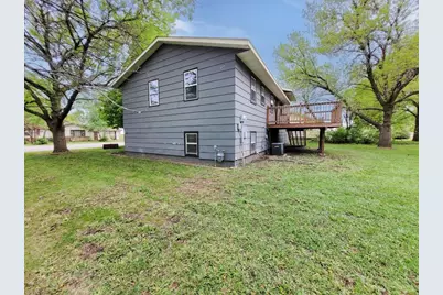 640 Ranchwood Drive, Bird Island, MN 55310 - Photo 5