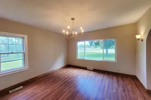 411 State Hwy 19, Franklin, MN 55333 - Photo 11