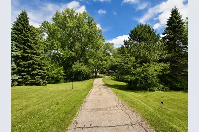 7722 Babcock Trail, Inver Grove Heights, MN 55077 - Photo 3