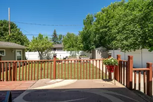 121 SE 10th St, Grand Rapids, MN 55744 - Photo 25