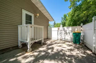 121 SE 10th St, Grand Rapids, MN 55744 - Photo 29