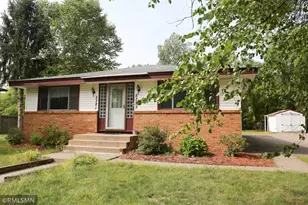 5721 Quincy St, Mounds View, MN 55112 - Photo 1