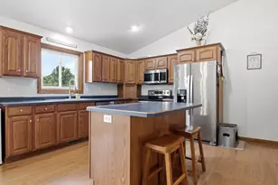 312 Country Ln, Durand, WI 54736 - Photo 7