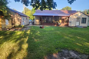 231 1st St N, Franklin, MN 55333 - Photo 3