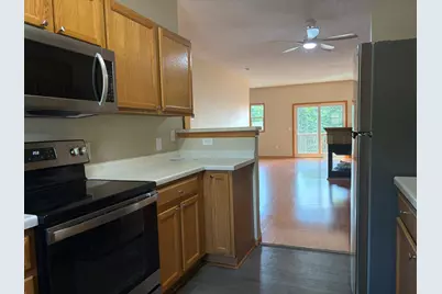 1087 Barclay Street, Saint Paul, MN 55106 - Photo 11