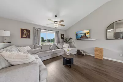 310 Autumn Hills Place NE, Owatonna, MN 55060 - Photo 21