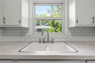8734 Portland Ave S, Bloomington, MN 55420 - Photo 9