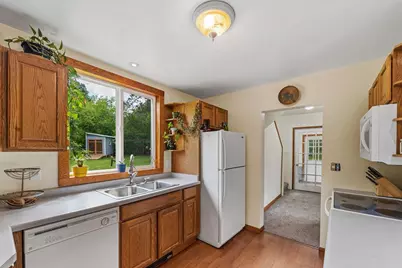 2330 Silcox Avenue, Duluth, MN 55803 - Photo 13