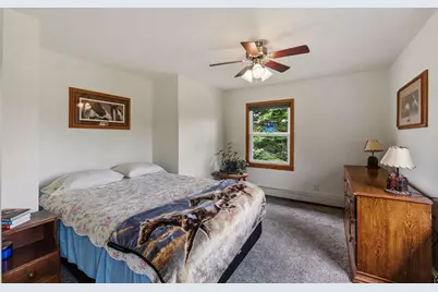 2330 Silcox Avenue, Duluth, MN 55803 - Photo 17