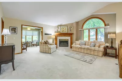 18100 Judicial Way N, Lakeville, MN 55044 - Photo 3