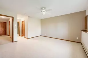 18100 Judicial Way N, Lakeville, MN 55044 - Photo 21