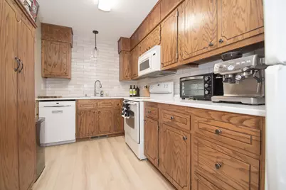 544 Auburn Place NW #H, Elk River, MN 55330 - Photo 5