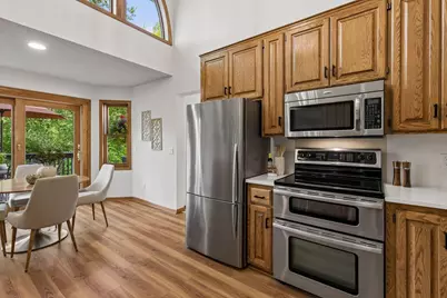 1191 Duckwood Trail, Eagan, MN 55123 - Photo 23