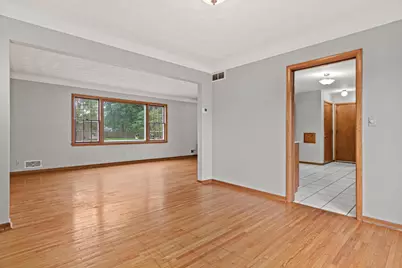 1367 Price Avenue E, Maplewood, MN 55109 - Photo 9