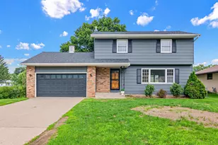 1367 Price Ave E, Maplewood, MN 55109 - Photo 1