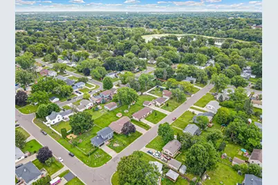 1367 Price Avenue E, Maplewood, MN 55109 - Photo 33