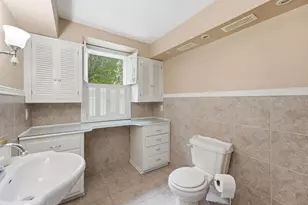 1221 Douglas St, Alexandria, MN 56308 - Photo 23