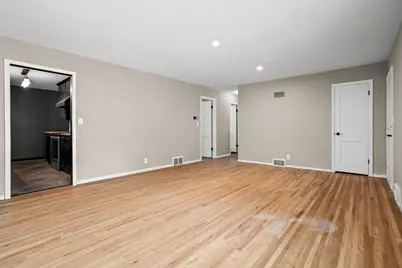 62 18th Avenue N, Fargo, ND 58102 - Photo 3