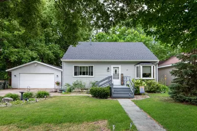 318 W Livermore Street, Saint Peter, MN 56082 - Photo 1