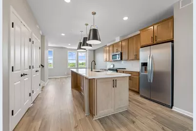 848 Woodlawn Avenue, Saint Paul, MN 55116 - Photo 7