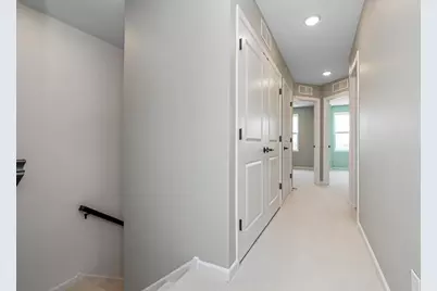 848 Woodlawn Avenue, Saint Paul, MN 55116 - Photo 13