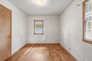 2584 Herschel St, Roseville, MN 55113 - Photo 13