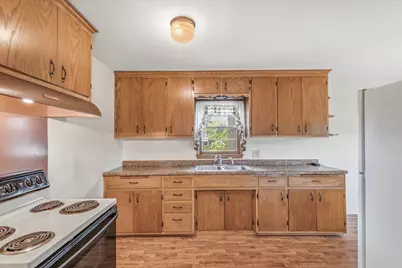 2584 Herschel Street, Roseville, MN 55113 - Photo 5