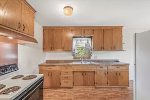 2584 Herschel St, Roseville, MN 55113 - Photo 5