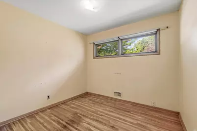2584 Herschel Street, Roseville, MN 55113 - Photo 11