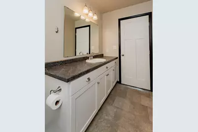 3034 38th Avenue S, Moorhead, MN 56560 - Photo 21