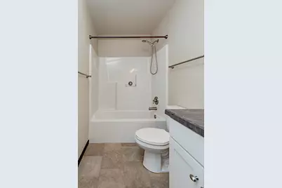 3034 38th Avenue S, Moorhead, MN 56560 - Photo 15