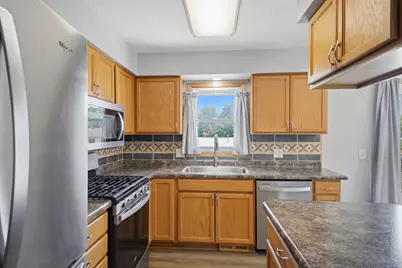 717 Colonial Circle, Faribault, MN 55021 - Photo 13