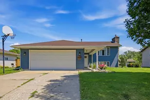 717 Colonial Cir, Faribault, MN 55021 - Photo 59