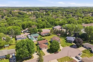 717 Colonial Cir, Faribault, MN 55021 - Photo 57