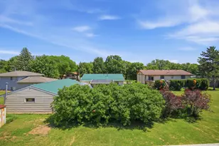 717 Colonial Cir, Faribault, MN 55021 - Photo 47