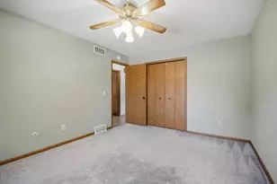 717 Colonial Cir, Faribault, MN 55021 - Photo 19