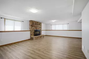717 Colonial Cir, Faribault, MN 55021 - Photo 29