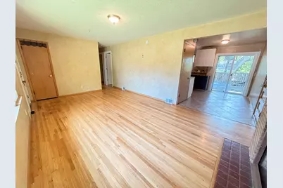 2022 Hyacinth Avenue E, Saint Paul, MN 55119 - Photo 15