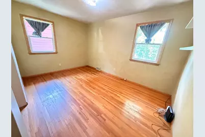 2022 Hyacinth Avenue E, Saint Paul, MN 55119 - Photo 17