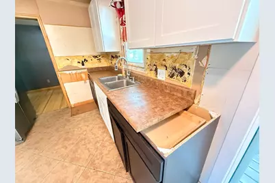 2022 Hyacinth Avenue E, Saint Paul, MN 55119 - Photo 29