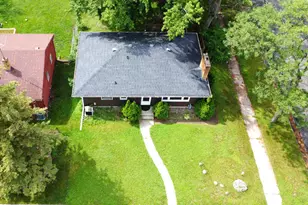 2022 Hyacinth Ave E, Saint Paul, MN 55119 - Photo 3