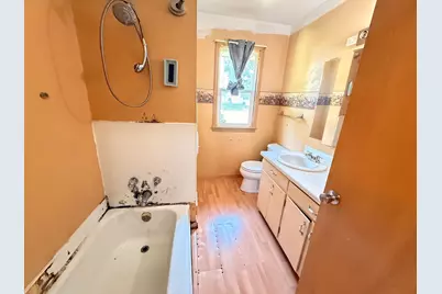 2022 Hyacinth Avenue E, Saint Paul, MN 55119 - Photo 21