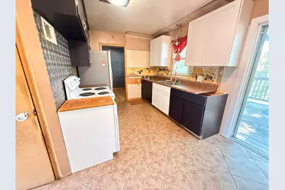2022 Hyacinth Avenue E, Saint Paul, MN 55119 - Photo 25
