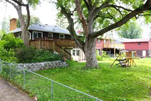 2022 Hyacinth Ave E, Saint Paul, MN 55119 - Photo 5