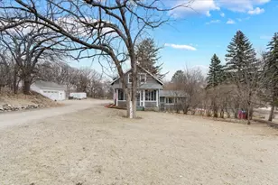 219 Main St N, New London, MN 56273 - Photo 11