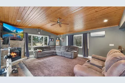219 Main Street N, New London, MN 56273 - Photo 33