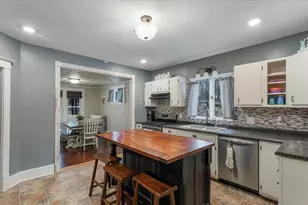 219 Main St N, New London, MN 56273 - Photo 15