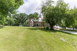 1508 Brenvei Dr, Fergus Falls, MN 56537 - Photo 9