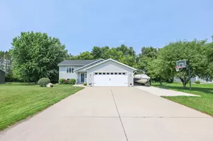 2501 Shadow Ln S E, Alexandria, MN 56308 - Photo 1