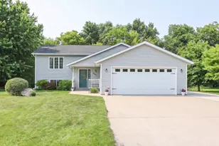 2501 Shadow Ln S E, Alexandria, MN 56308 - Photo 1